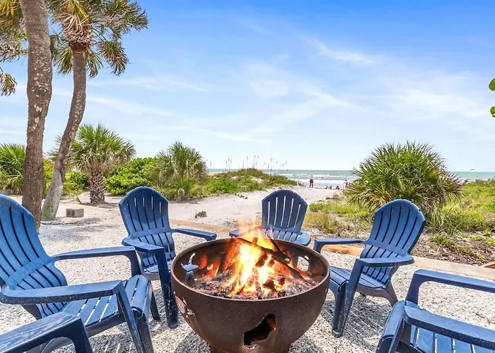 3 Palms Beachfront