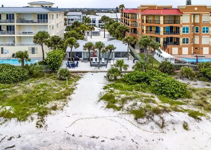 3 Palms Beachfront *